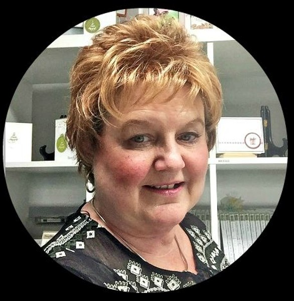 Sandi MacIver
