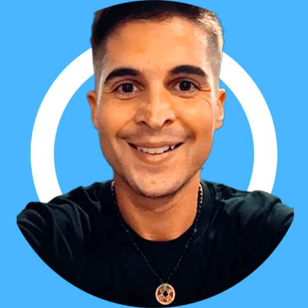 ARON S&Omacr;GI  |  Video Strategist