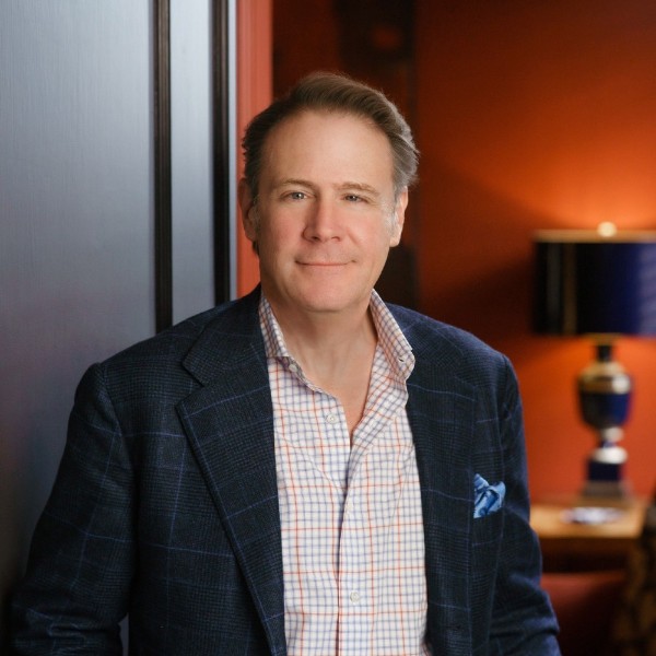 Chris Small, Luxury Real Estate Broker
